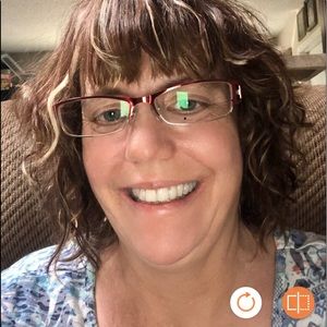 Meet your Posher, Learae